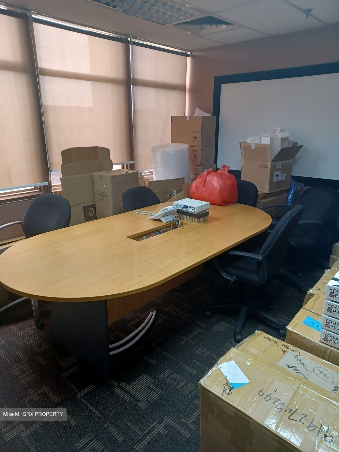 Peninsula Plaza (D6), Office #372862971
